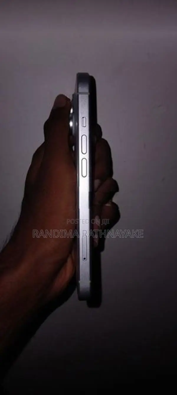 Apple iPhone 15 (Used)