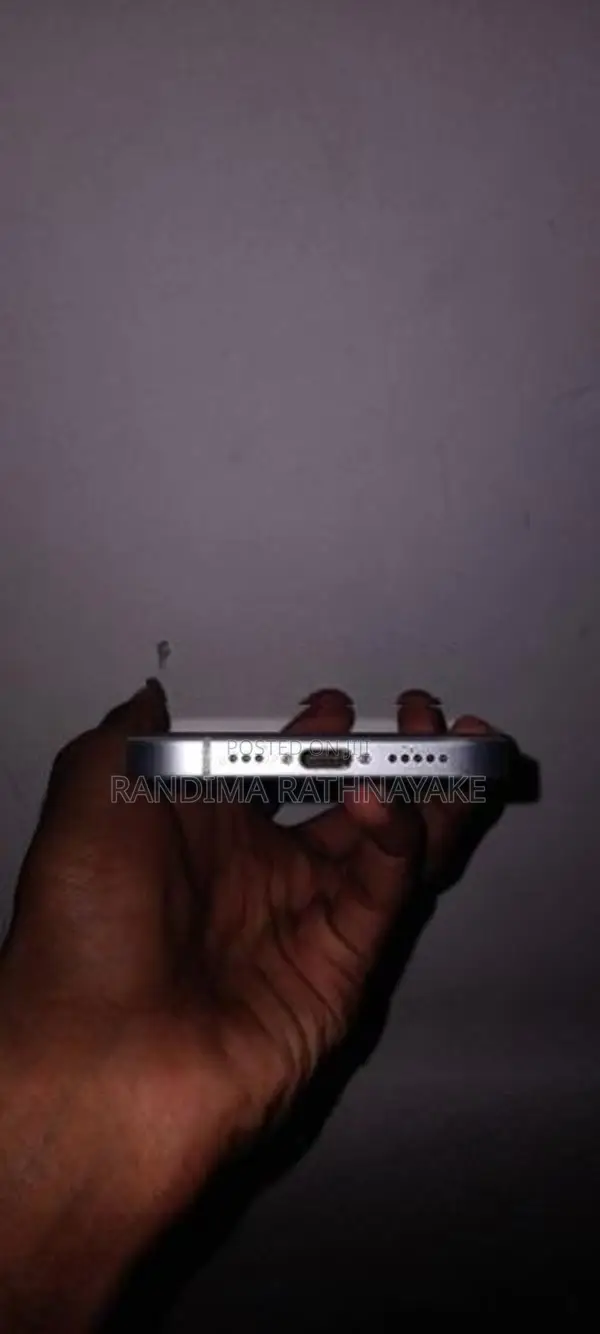 Apple iPhone 15 (Used)