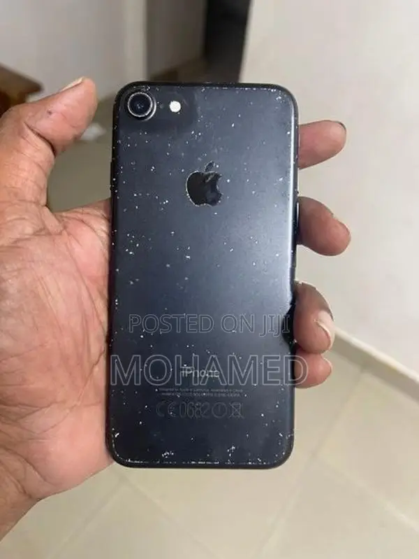 Apple iPhone 7 (Used)