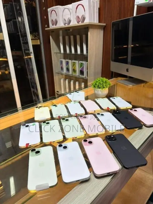 Apple iPhone 15 128GB (Used)
