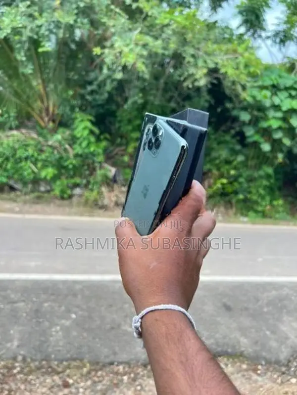 Apple iPhone 11 Pro Max (Used)