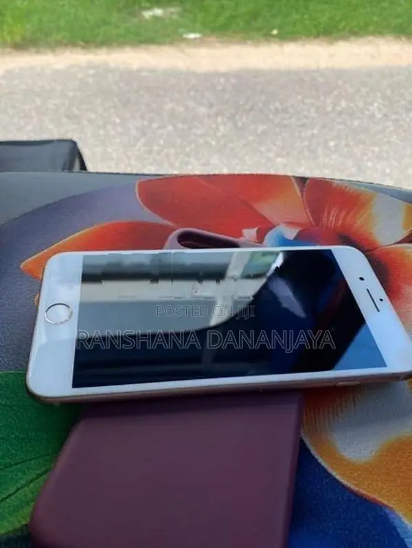 Apple iPhone 8 Plus (Used)