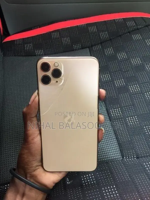 Apple iPhone 11 Pro Max (Used)