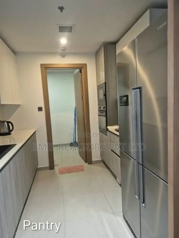 3 Bedroom Luxury Apartment for Rent at Altair Residencies (EM077MI))