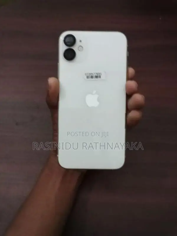 Apple iPhone 11 GB (Used)