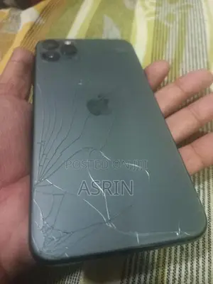 Apple iPhone 11 Pro Max (Used)