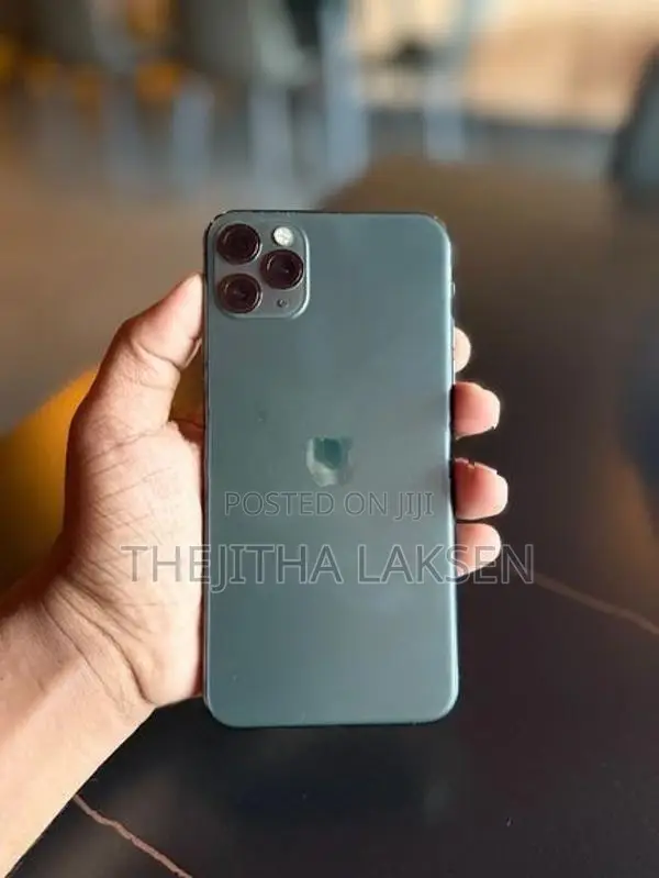 Apple iPhone 11 Pro Max (Used)