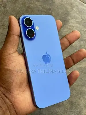 Apple iPhone 16 (Used)