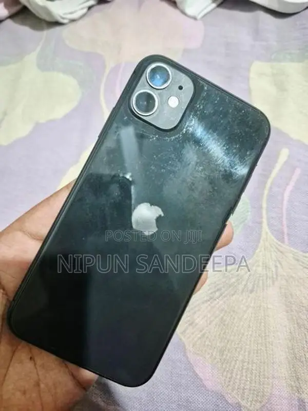 Apple iPhone 11 (Used)