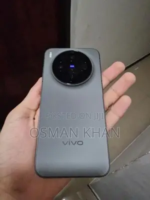 Vivo X300 (Used)