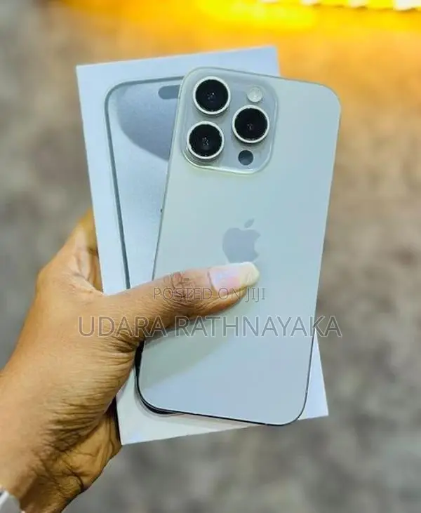 Apple iPhone 15 Pro (Used)
