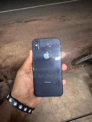 Apple iPhone X (Used)