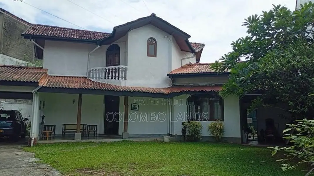 Land with House for Sale in Rajagiriya