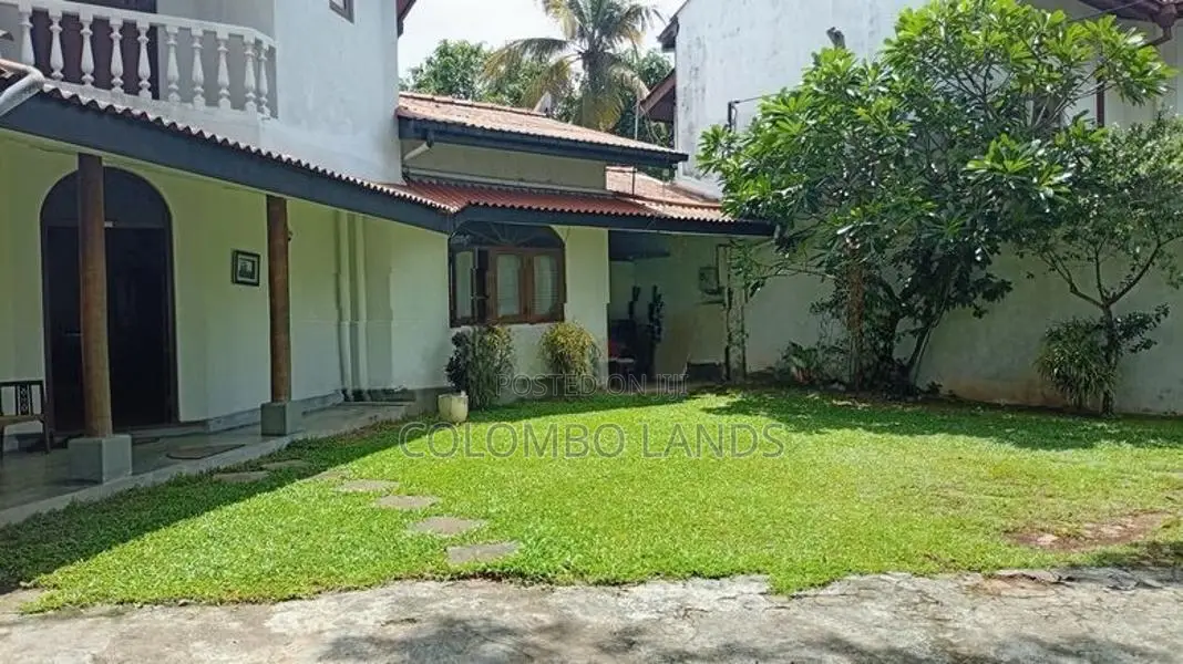 Land with House for Sale in Rajagiriya