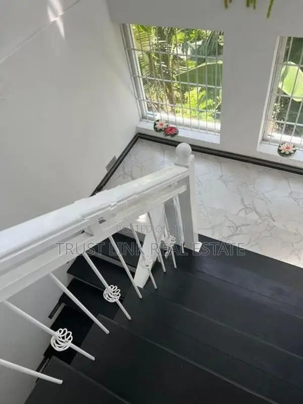 Luxury 3-Story Residence In Kandana – 300m To Negombo Rd