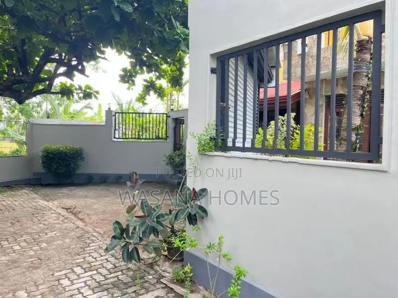 Terrific House For Sale Borelesgamuwa In Boralesgamuwa
