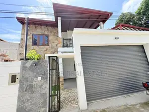 Luxury New House Sale In Thalawathugoda