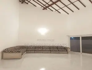Single Storey House for Sale in Athurugiriya