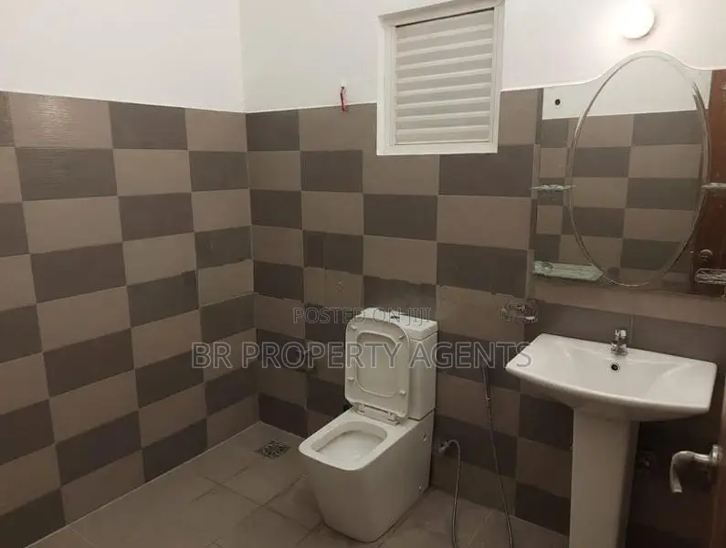 Single Storey House for Sale in Athurugiriya