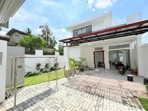 Luxury House for Sale in Kottawa