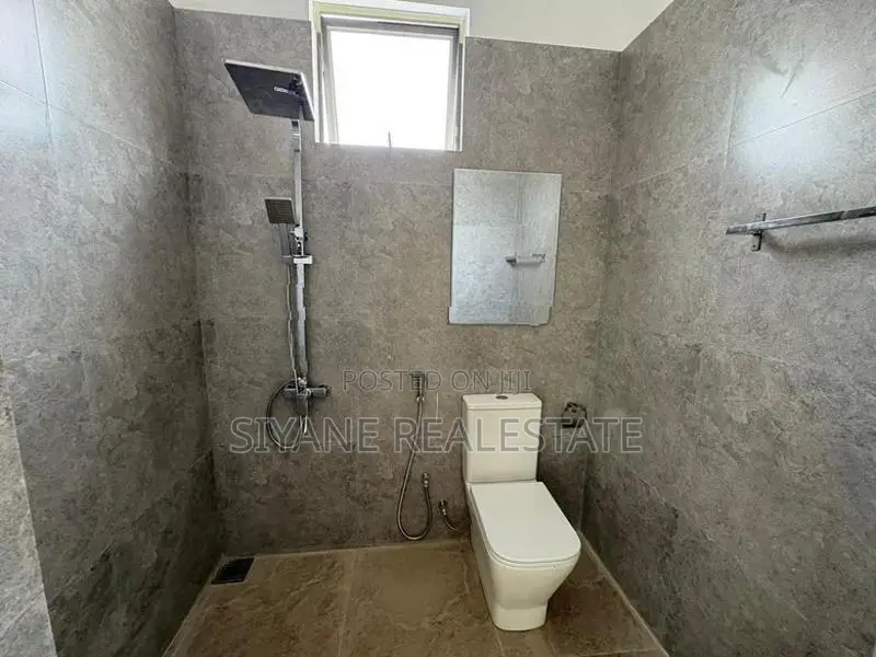 Luxury House for Sale in Kottawa