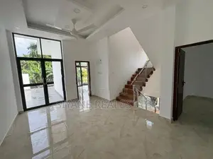 Luxury House for Sale in Kottawa