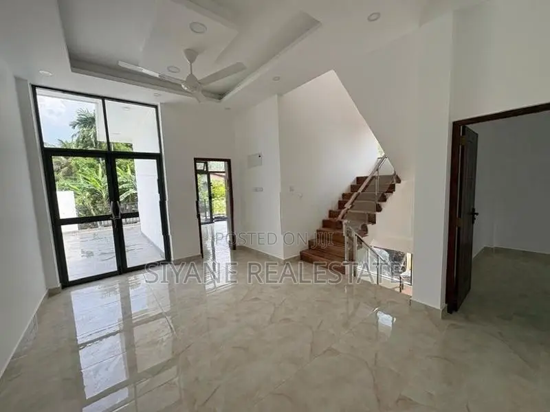 Luxury House for Sale in Kottawa