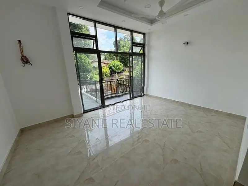 Luxury House for Sale in Kottawa
