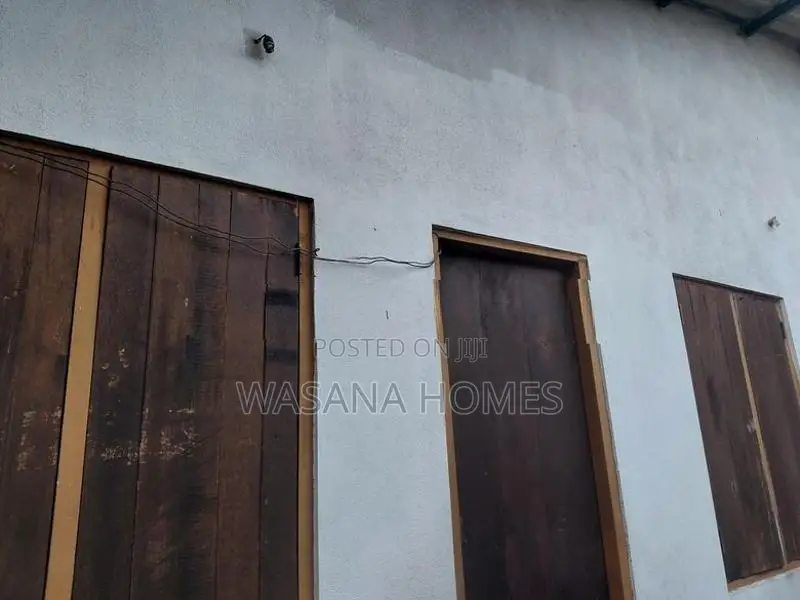 Land for Sale with Houses Dehiwala