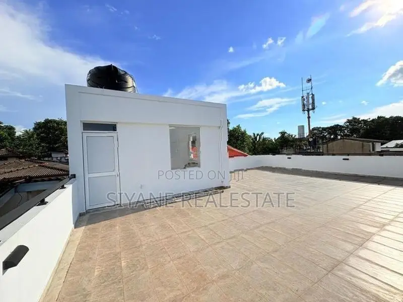 Luxury House for Sale in Battaramulla