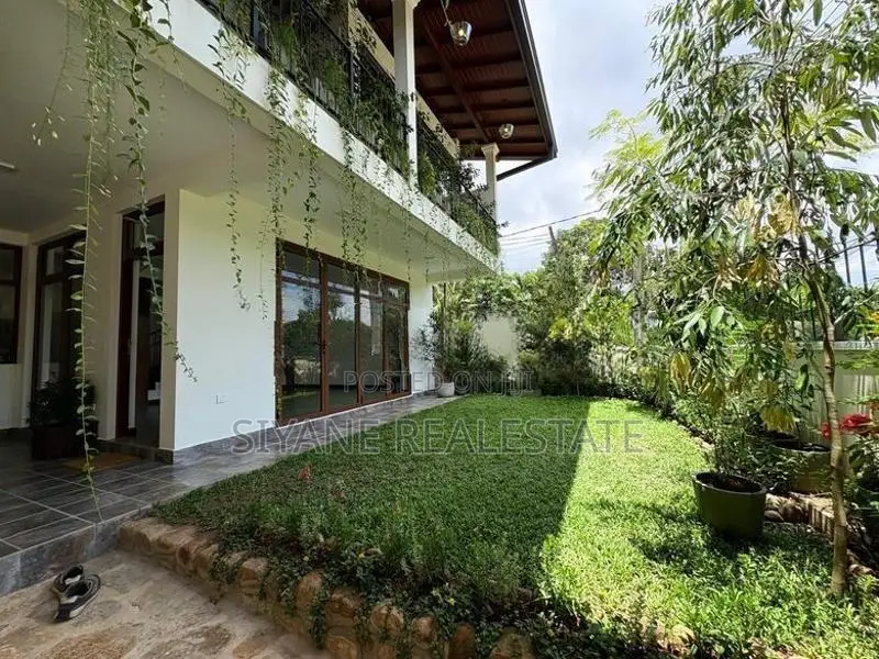 Luxury New House For Sale In Battaramulla