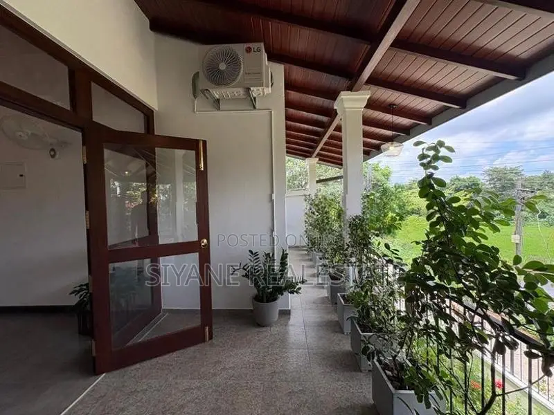 Luxury New House For Sale In Battaramulla