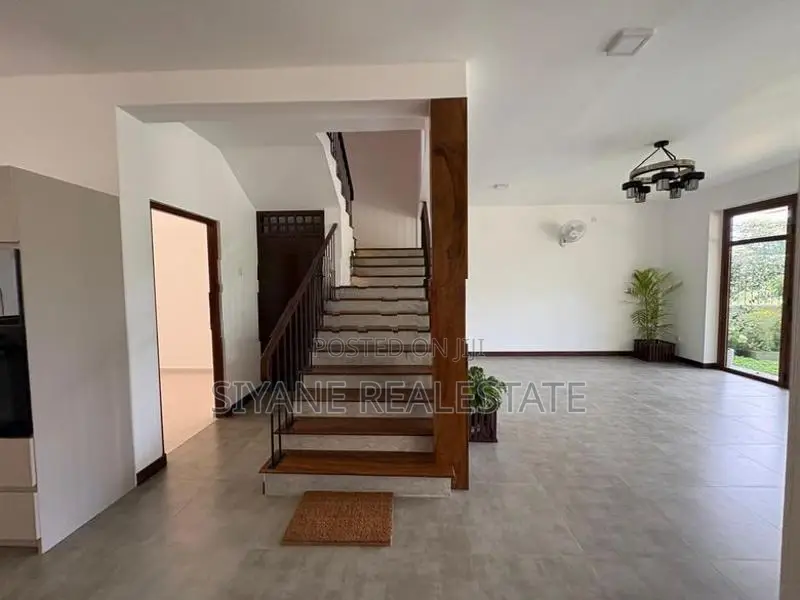 Luxury New House For Sale In Battaramulla