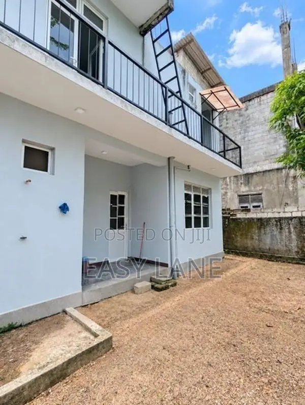 නිට්ටඹුව කලල්පිටිය දෙමහල් නිවසක් විකිනීමට