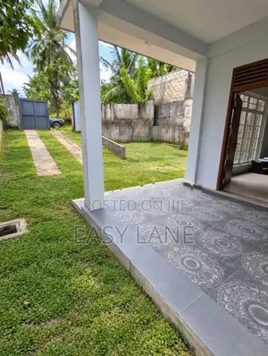 නිට්ටඹුව කලල්පිටිය දෙමහල් නිවසක් විකිනීමට