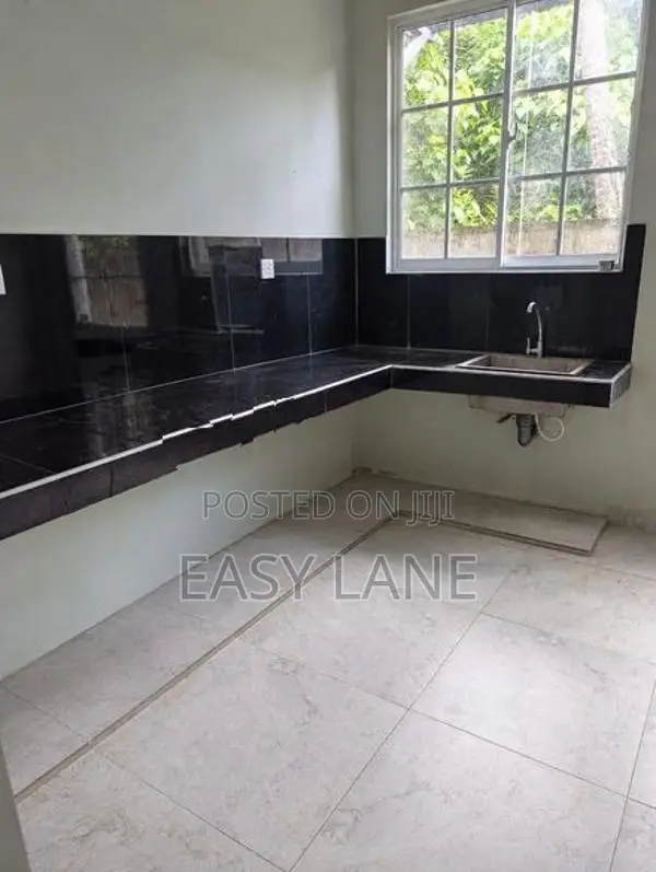 නිට්ටඹුව කලල්පිටිය දෙමහල් නිවසක් විකිනීමට