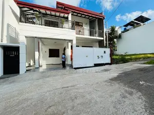 Unique Designed Brand New House For Sale In Piliyandala