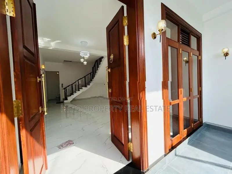 Unique Designed Brand New House For Sale In Piliyandala
