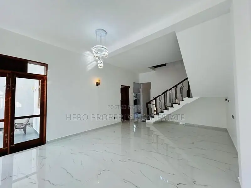 Unique Designed Brand New House For Sale In Piliyandala