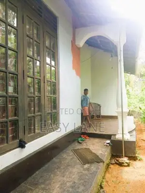 දොඩංගොඩ, කළුතර අධිවේගී පිවිසුමට ආසන්නයෙ අංගසම්පූර්ණ නිවස