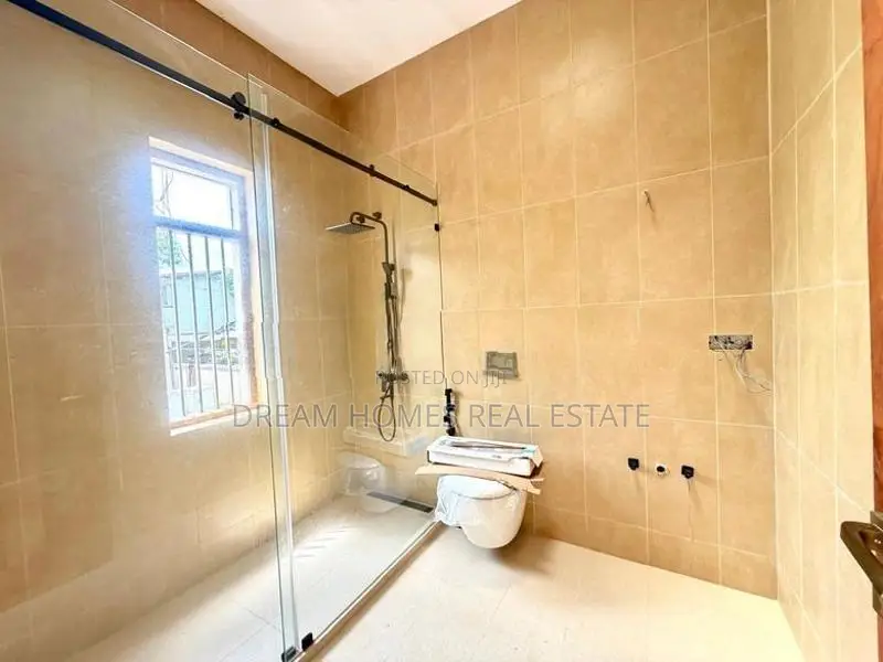 Luxury Residence For Sale – Battaramulla