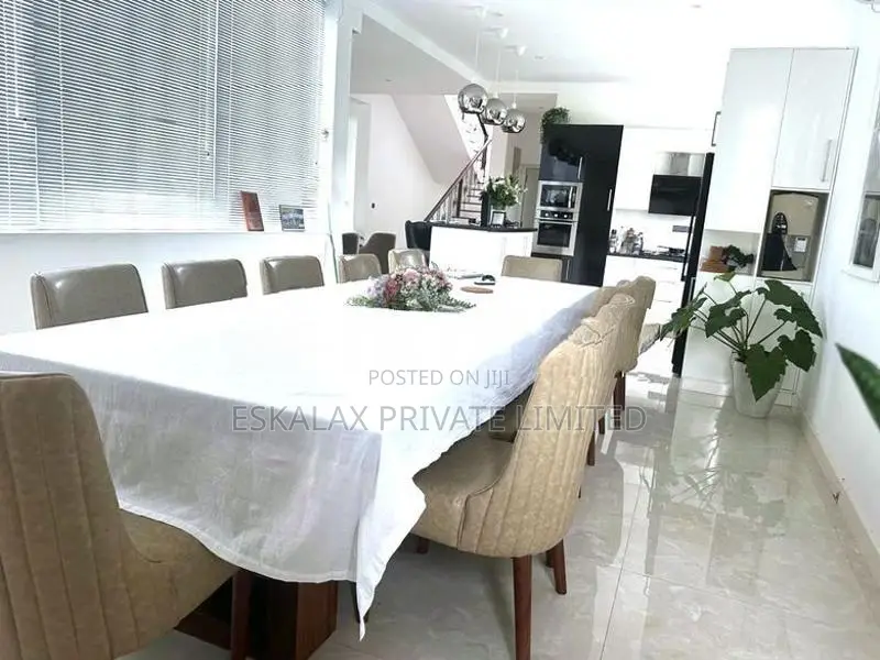 Luxury 6 Bedrooms House for Rent in Talawatugoda- Hokandara| EH456