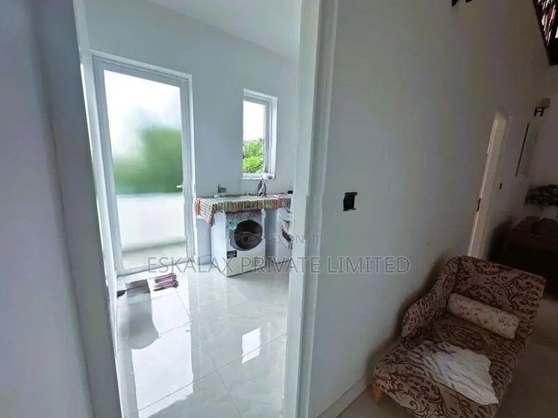 Luxury 6 Bedrooms House for Rent in Talawatugoda- Hokandara| EH456