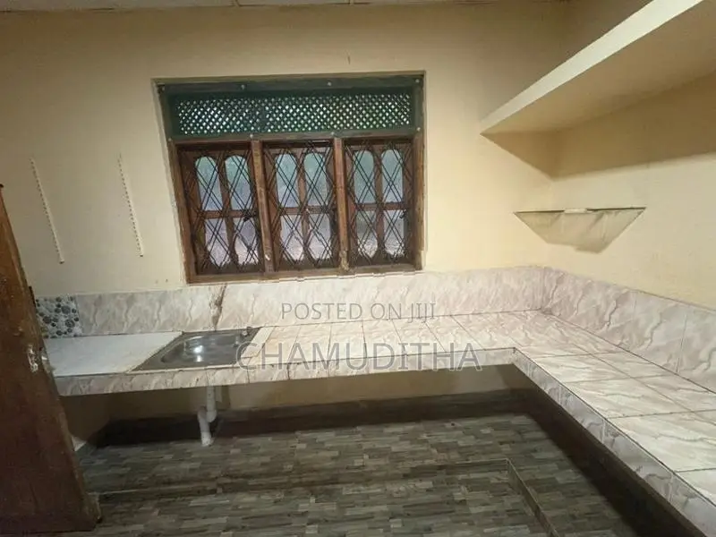 House with Land for Sale Mahiyanganaya