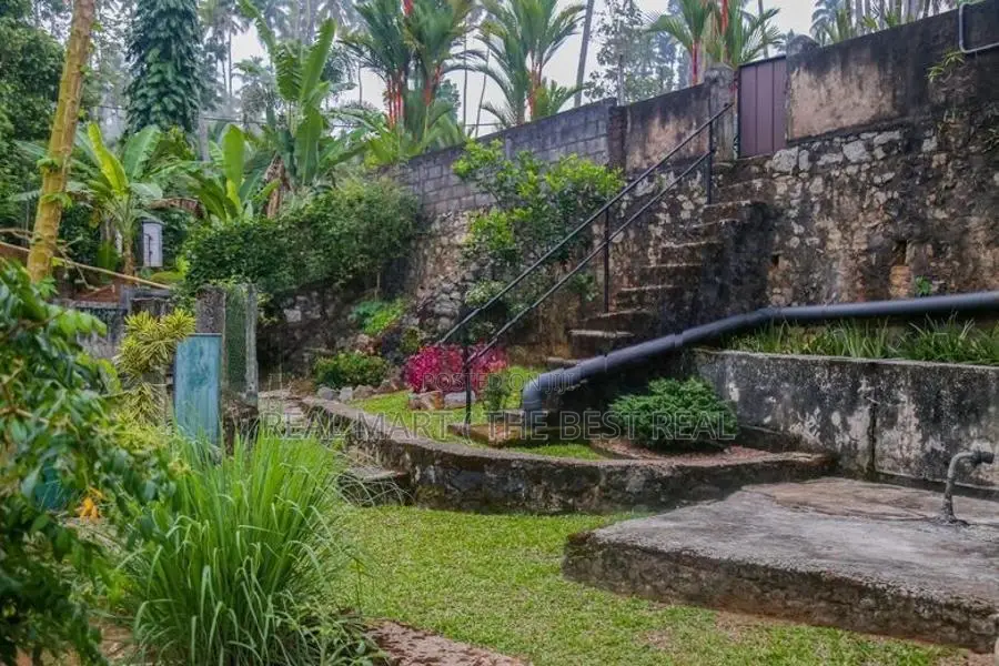 MAWATHAGAMA : MULTI-UNIT LUXURY RESIDENTIAL PROPERTY FOR SALE