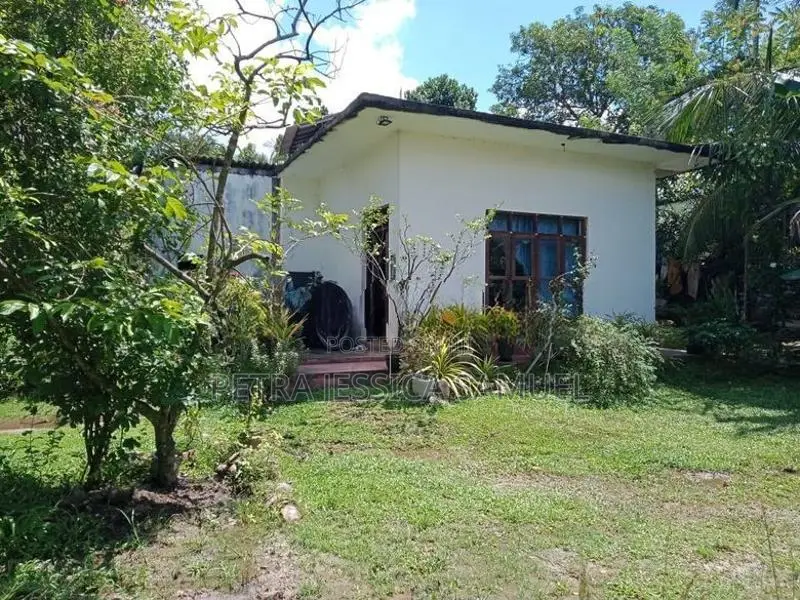 Land for Sale - Arawwala
