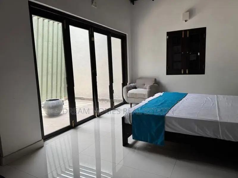 Colonial Style House for Sale in Kandana