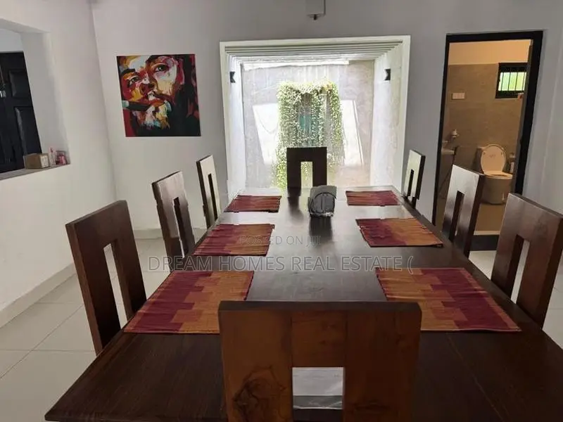Colonial Style House for Sale in Kandana