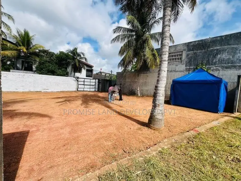 Katubedda Most Valuable Land for Sale D29