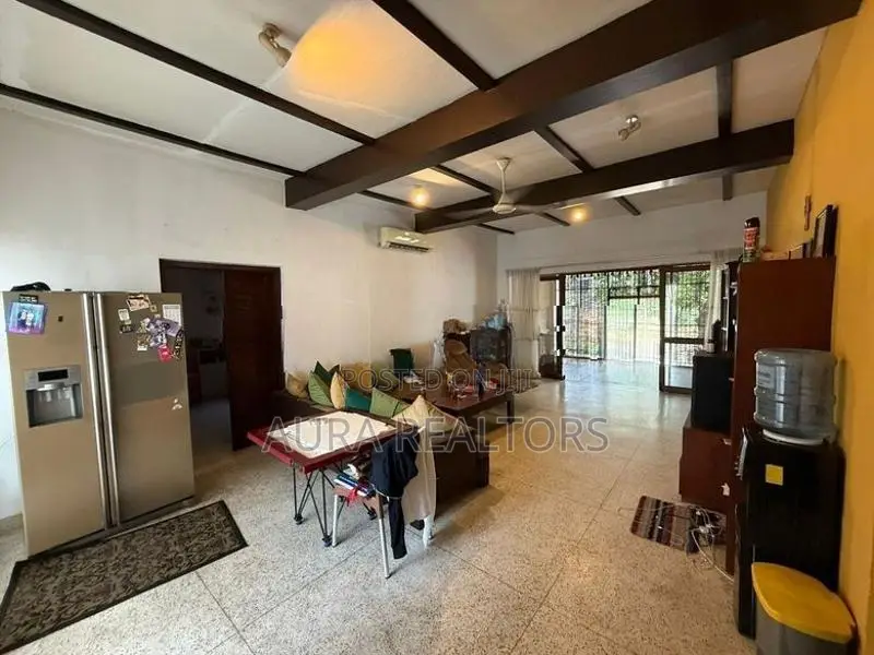 House For Rent In Colombo 15 (P - 77)